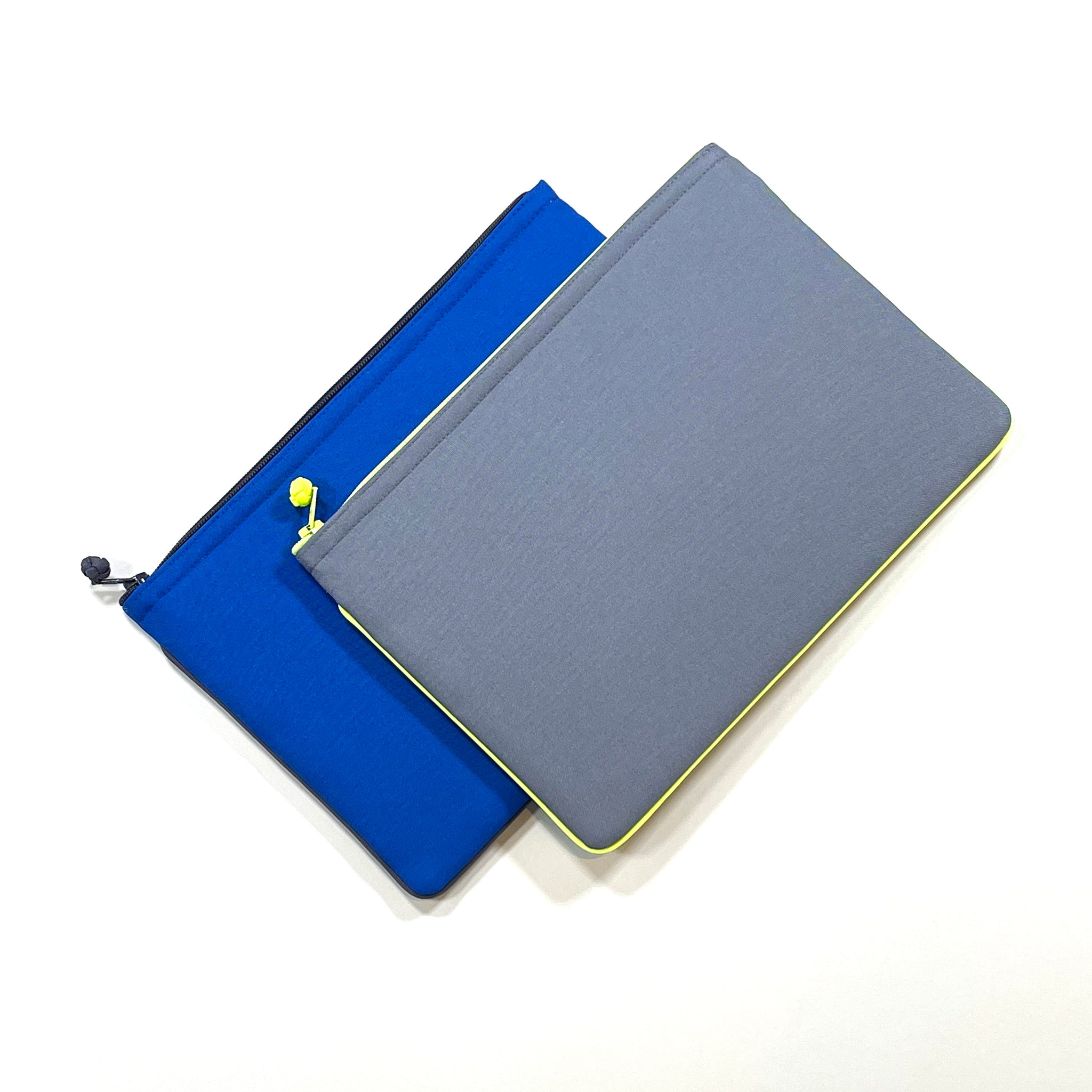 recycled laptop cases in two colours：blue and grey